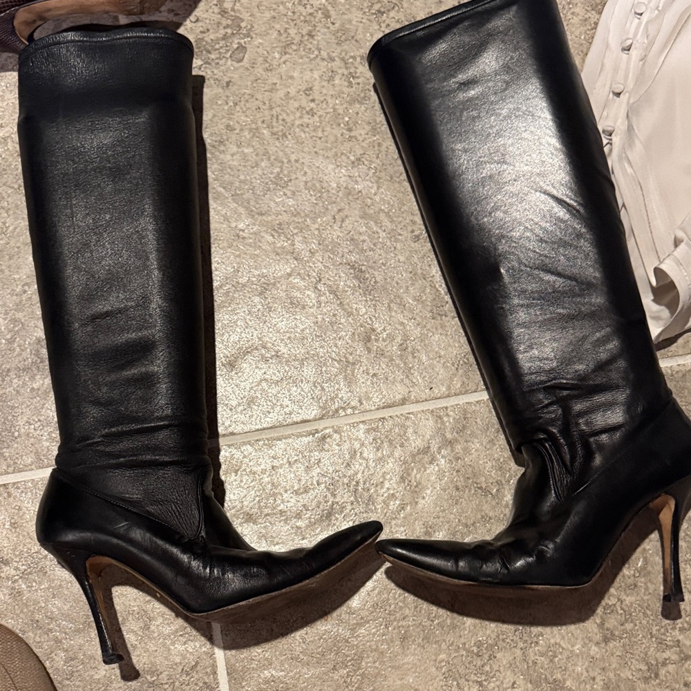 Manolo Blahnik Elegant Black Heeled Boots